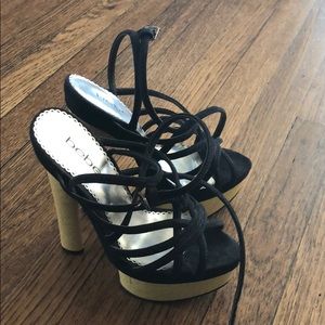 Bebe Platform Sandals size 7m